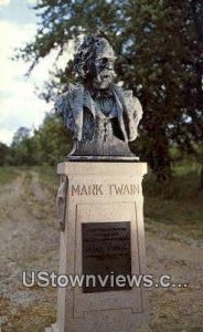 Mark Twain Monument in Hannibal, Missouri