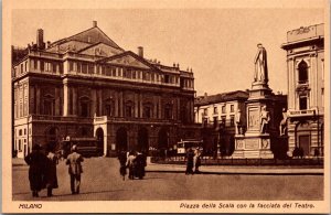 Vtg Milano Piazza della Scala con la facciata del Teatro Milan Italy Postcard