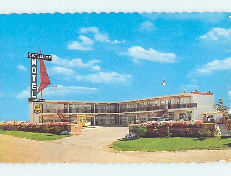 Unused Pre-1980 SATELLITE MOTEL Medicine Hat AB n7509