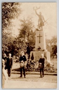 Winnipeg Canada St. Boniface Cathedral WWI Le Poilu Memorial RPPC Postcard B34