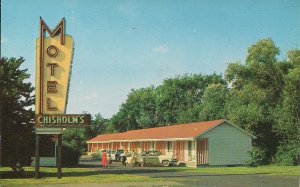 Saugus MA, Chisholm's Motel, Old Cars, ROADSIDE AMERICANA, 1962 Chrome Rte. 1