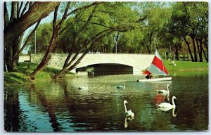 Postcard - Avon River and Lake Victoria - Stratford, Canada