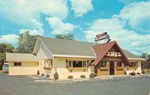 AVERY'S RESTAURANT Mancelona, MI Roadside 1960s Chrome Vintage Postcard