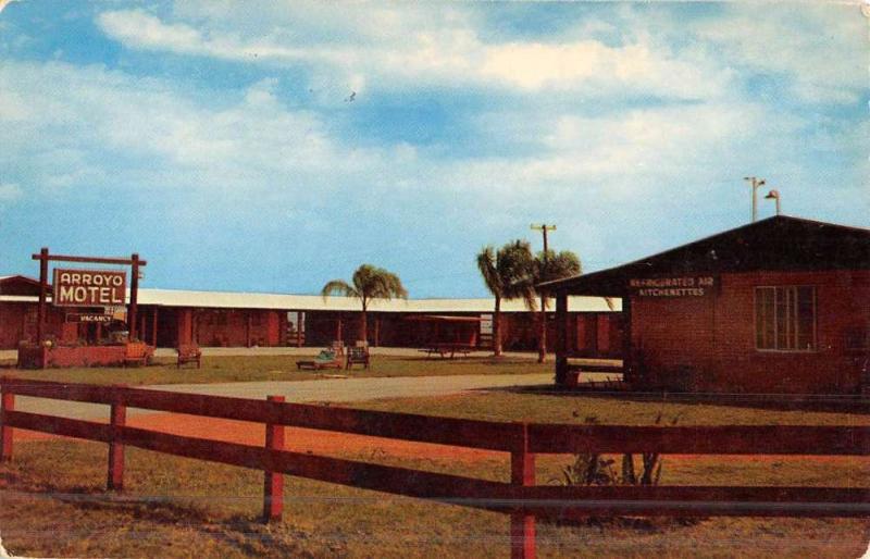 Harlingen Texas Arroyo Motel Street View Vintage Postcard K46822
