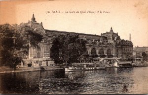 France Paris La Gare du Quai d'Orsay et le Palais