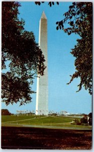 Postcard - Washington Monument - Washington, District of Columbia