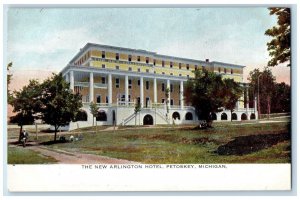 c1930s The New Arlington Hotel Exterior Petoskey Michigan MI Unposted Postcard 