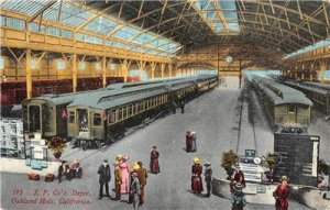 Southern Pacific Railroad Depot Trains Oakland Mole, CA Alameda Co 1914 Postcard 