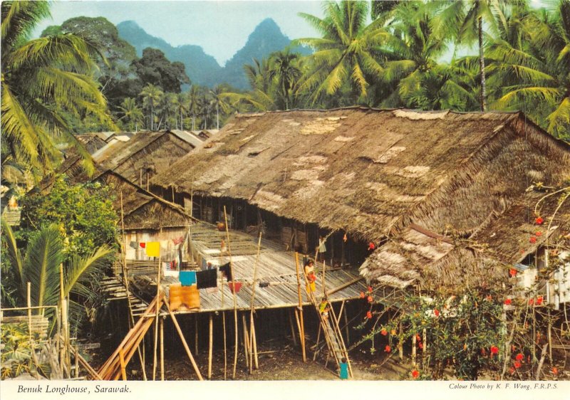 us8158 benuk longhouse sarawak malaysia