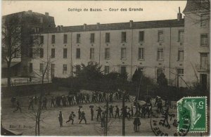 CPA Collége du BAZAS-Cour des Grands (28157)