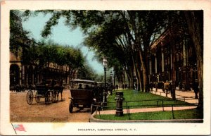 Postcard Early View of Broadway in Saratoga Springs, New York