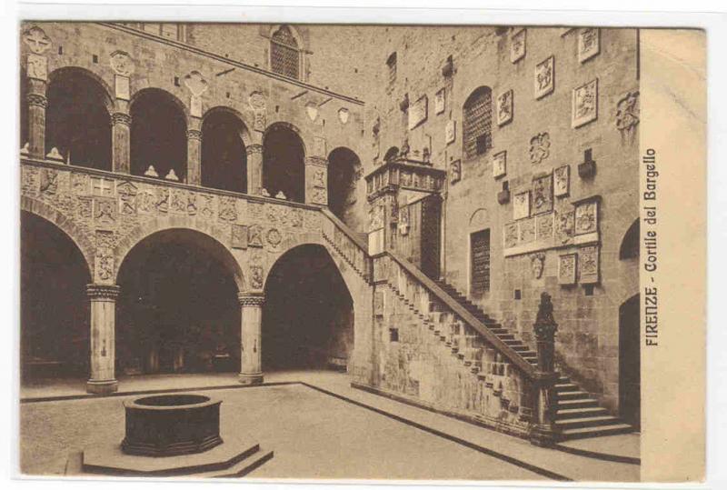 Cortile del Bargello Firenze Italy 1910c postcard