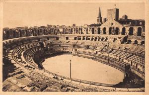 BF5867 arles vue generale de l interieur des arenes france      France