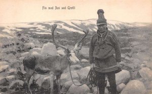 Norway Man with Reindeer Vintage Postcard AA62159