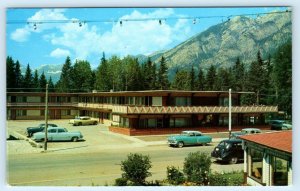 BANFF, Alberta Canada ~ NEW GAMMON MOTEL Roadside 1950s Cars Postcard