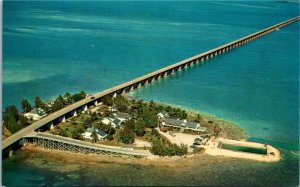 Postcard Florida Seven Mile Bridge at Pigeon Key Overseas Highway 1960s S42