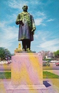 Statue Of Dr William Worrall Mayo Racherter Minnesota