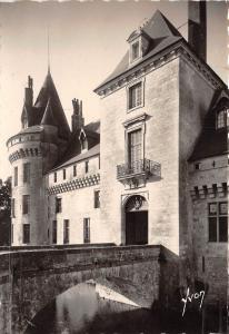 BR5565 Sully sur Loire Le Chateau feodal   france