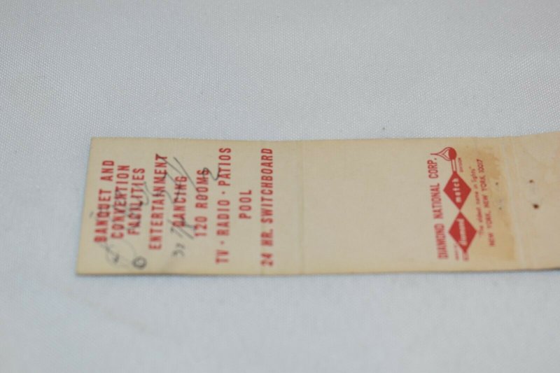 Doric Mission Inn Motel Restaurant Mission Hills CA 20 Strike Matchbook Cover