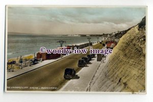 tq1900 - Hants - The Sands & Cars along the Undercliff, at Boscombe- postcard