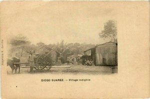 CPA AK DIEGO-SUAREZ Village indigene MADAGASCAR (709614)