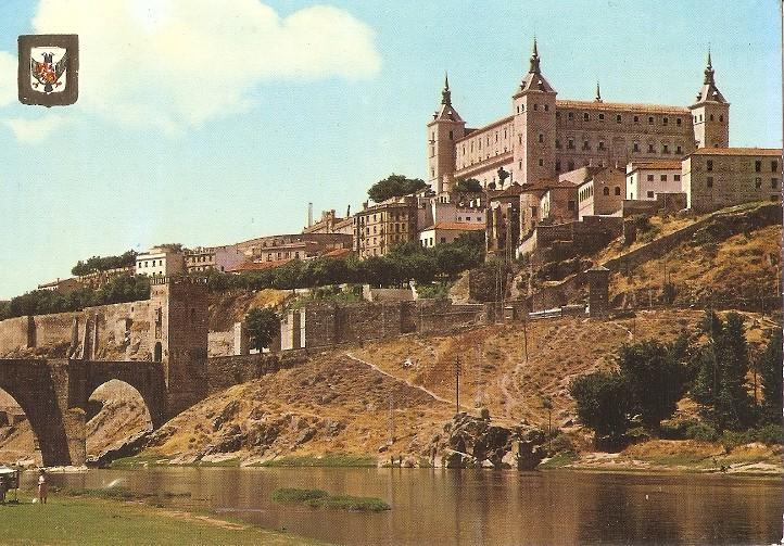 Postal 048751 : Toledo. Vista del Alcazar