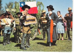 US22 Chile chilean folklore dance flag folklore costume types