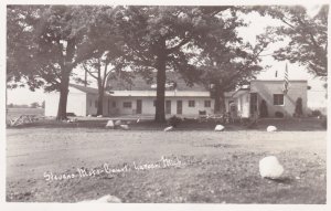 Michigan Larcey? Stevens Motor Court Real Photo