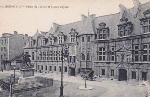 France Grenoble Palais de Justice et Statue Bayard