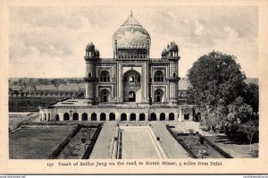 Indian Delhi Tomb Of Safdar Jang On The Road To Kutab Minar