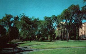 VINTAGE POSTCARD MANNINIG HALL AT BROWN UNIVERSITY PROVIDENCE RHODE ISLAND 1972