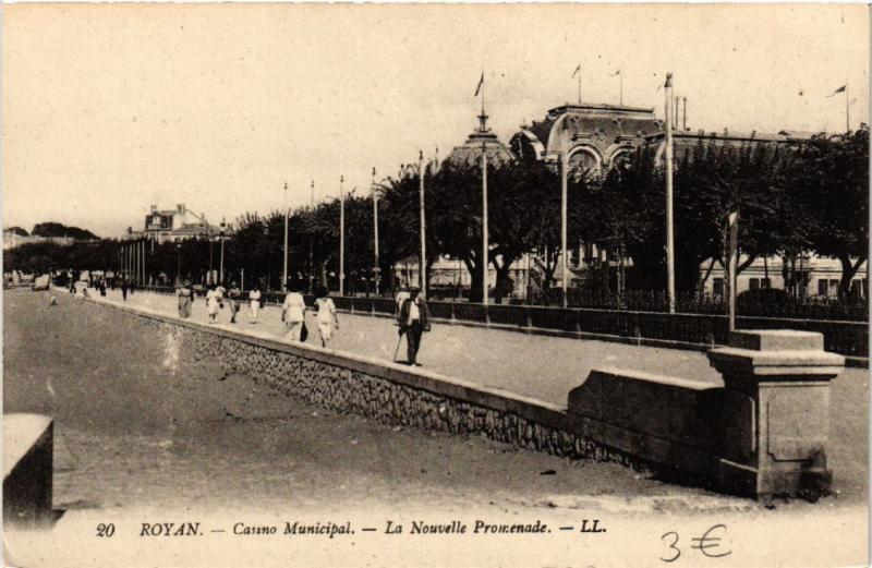 CPA ROYAN - Le Casino Municipal - La Nouvelle Promenade (481172)