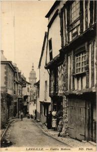 CPA LAMBALLE - Vieille Maison (630718)