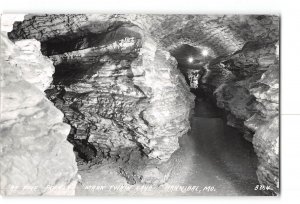 Hannibal Missouri MO RPPC Real Photo 1930-1950 Mark Twain Cave At Five Points