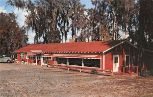 Red Barn Restaurant On Lake Hiawatha