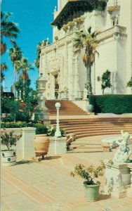 USA W.R. Hearst San Simeon California Vintage Postcard 07.48