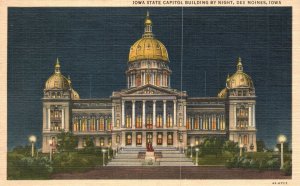 Des Moines IA-Iowa, 1950 Iowa State Capital Building by Night, Vintage Postcard