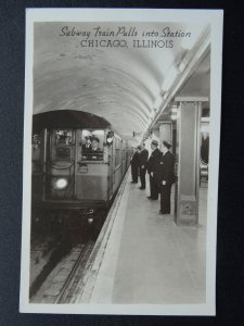 USA Illinois CHICAGO Subway Train Pulls into Station - Old RP Postcard