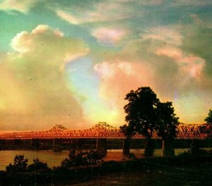 Chrome Postcard Eastern Gateway to Arkansas Memphis-Arkansas Bridge UNP M13