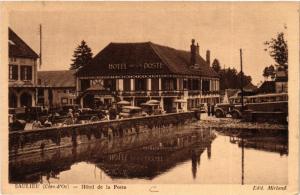 CPA SAULIEU - Hotel de la Poste (586315)