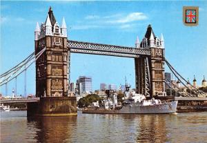 B87134 london tower bridge ship bateaux uk