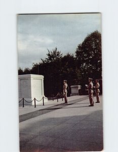 Postcard The Tomb Of The Unknown Soldier, Arlington, Virginia