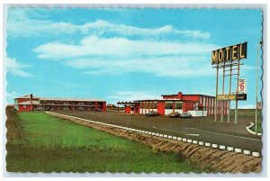 1966 Park Lodge Motor Hotel Moose Jaw Saskatchewan Canada Posted Postcard