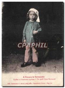 Old Postcard Through coifies Normandy and old costumes - a small Normandy guy...