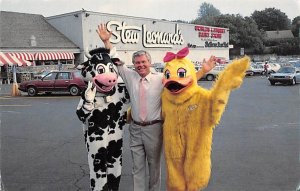 Stew Leonards The Worlds Largest Dairy Store  - Norwalk, Connecticut CT