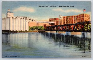 Cedar Rapids Iowa~Quaker Oats Company~Bridge~Cedar River~Vintage Linen Postcard