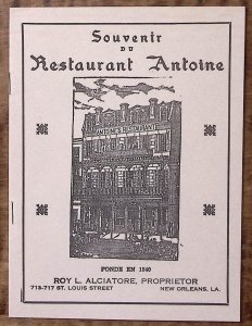 1940 NEW ORLEANS LA SOUVENIR DU RESTAURANT ANTOINE CENTENNIAL BOOKLET Z5363