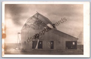 K50/ Interesting RPPC Postcard c1910 Americana Barn Construction Men 205