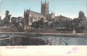 uk19528 worcester cathedral uk