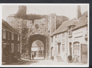 Sussex Postcard - Landgate, Rye   T1201